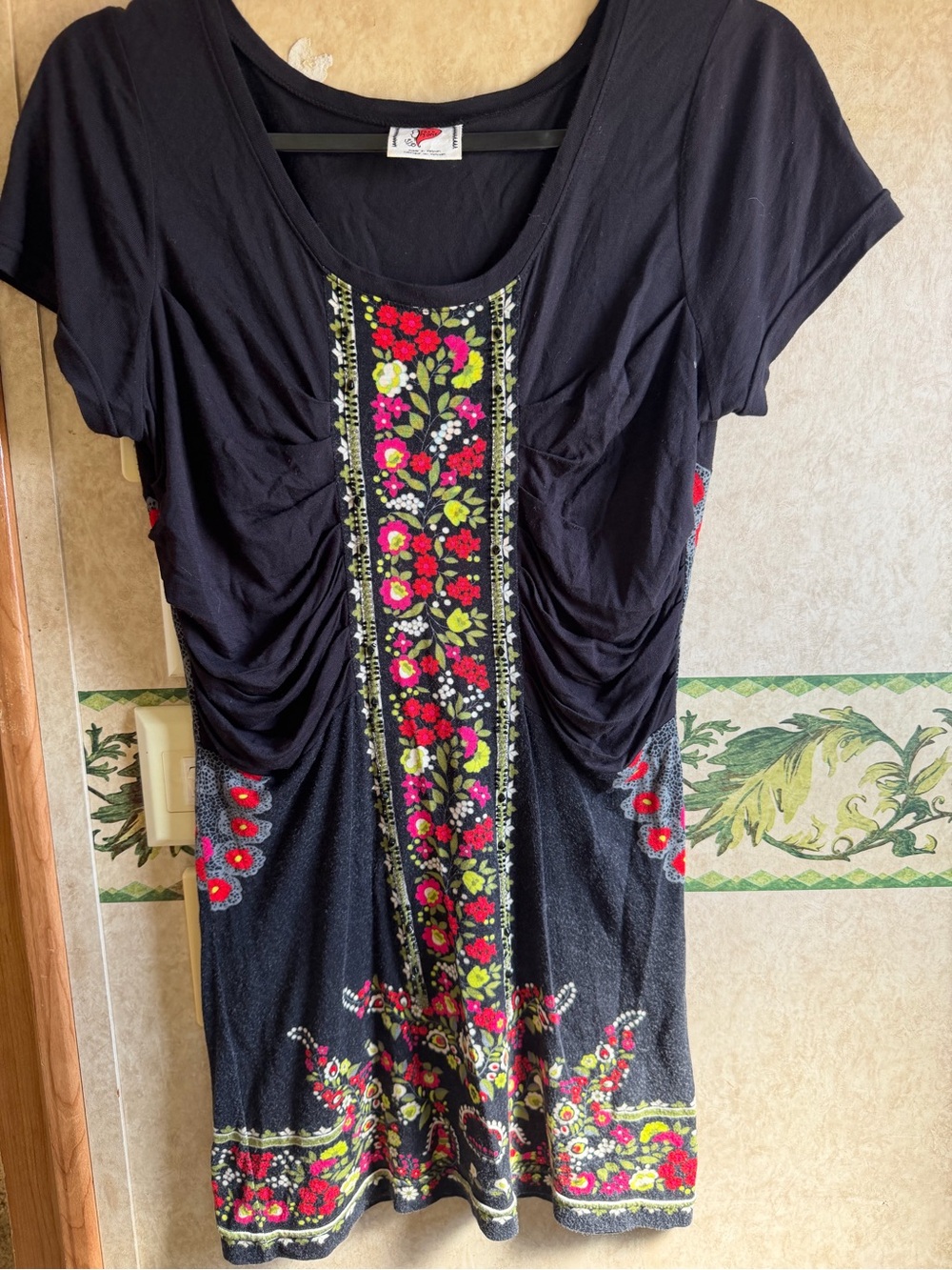 Free People Vintage Floral Black Scoop Neck Blouse 100% Rayon